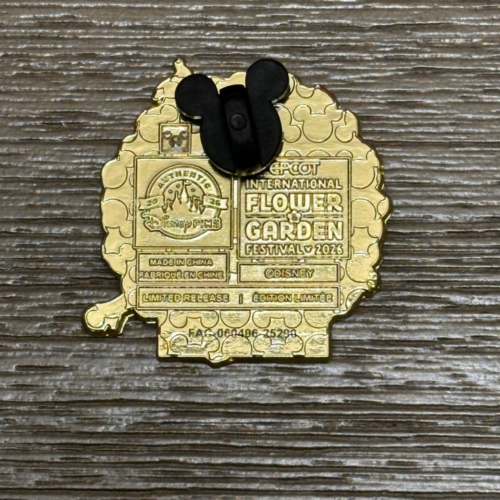 Disney Parks 2026 Disney Parks Epcot Flower & Garden Mystery Box Pin Miss Piggy - Picture 2 of 4